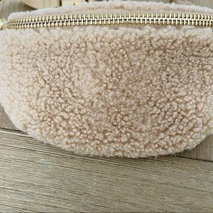 Stoney Clover Lane Hazelnut Fanny with Buttercream Heart